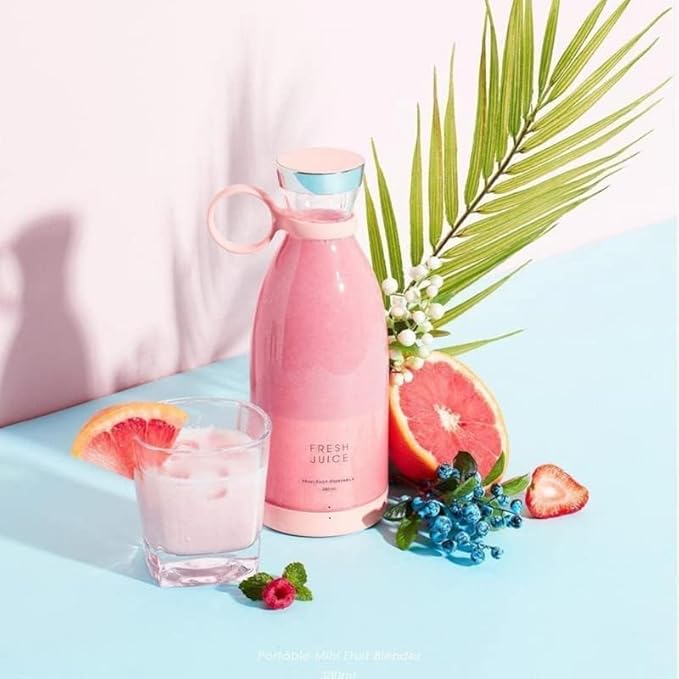 Portable Blender – USB Rechargeable Mini Juicer with Powerful Blending Performance